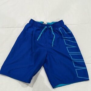 Nike Kids Boy’s Logo Breaker 8” Trunk (Big‎ Kids)